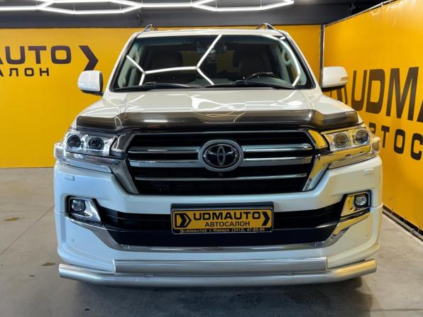 Toyota Land Cruiser 200 Series Рестайлинг 2 с пробегом 2019 года, цена 7 999 000 рублей, 150000 км, внедорожник, Автокод Объявления