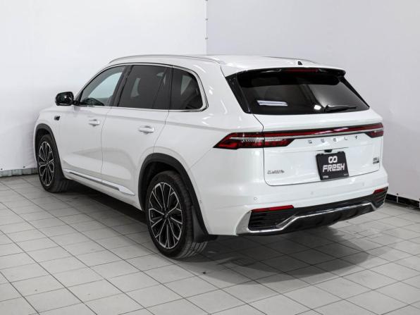 Geely Monjaro I Рестайлинг 2 с пробегом 2025 года, цена 3 599 000 рублей, 27363 км, внедорожник, Автокод Объявления