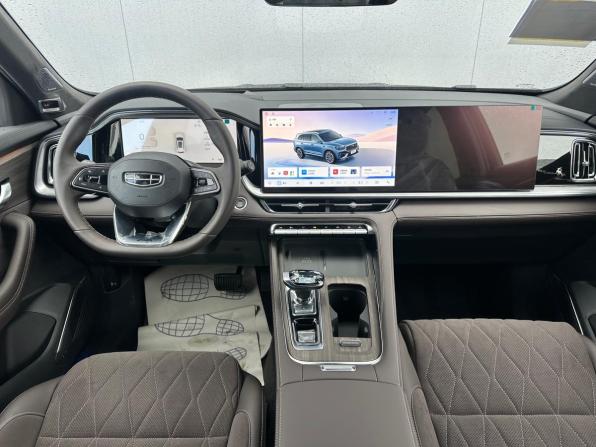 Geely Monjaro I Рестайлинг 2 с пробегом 2025 года, цена 3 955 000 рублей, 1361 км, внедорожник, Автокод Объявления