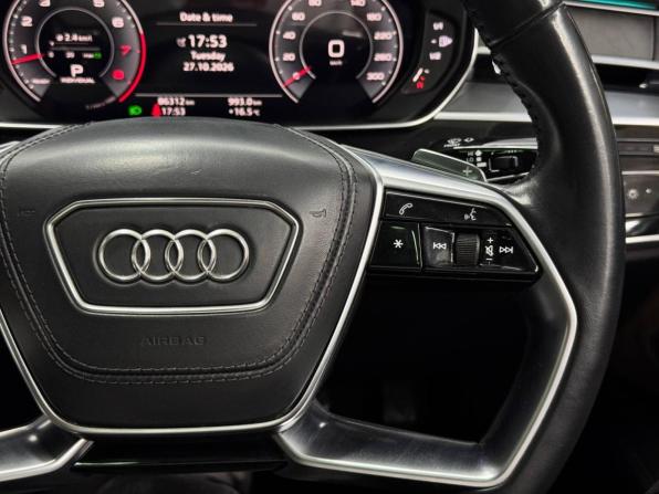 Audi A8 IV (D5) с пробегом 2018 года, цена 5 599 000 рублей, 86000 км, седан, Автокод Объявления