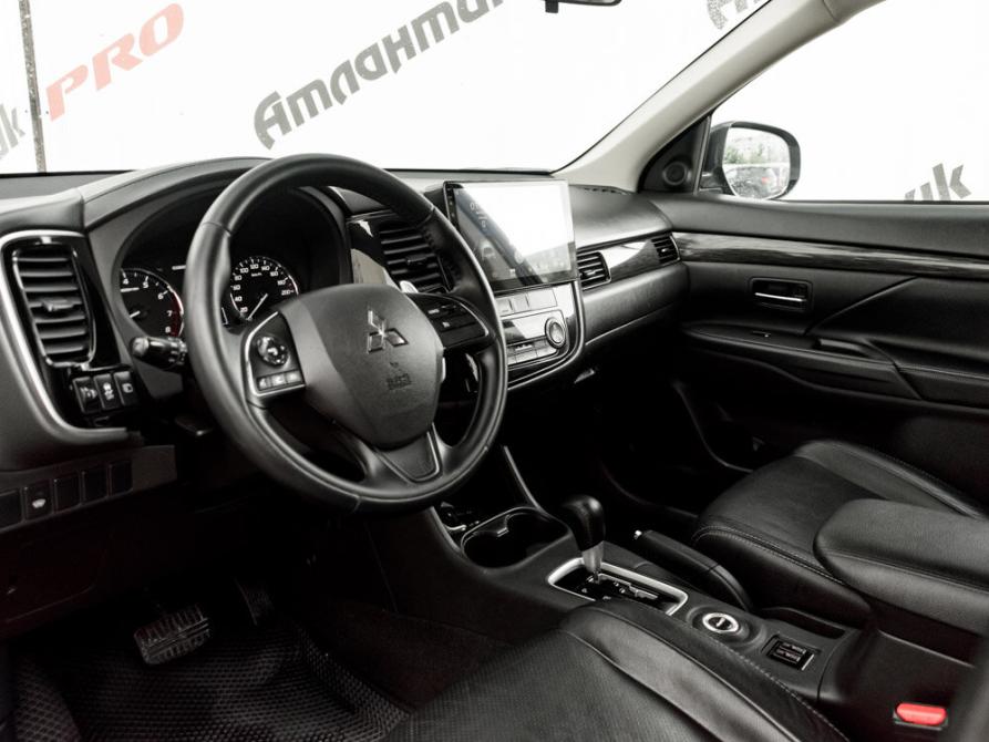 Mitsubishi Outlander III Рестайлинг 2 Екатеринбург  - изображение 10