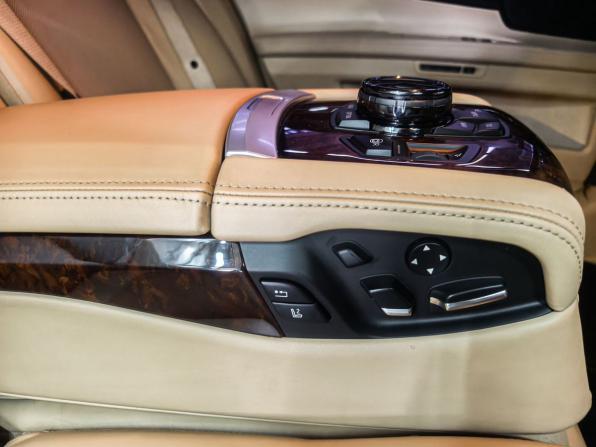 BMW 7 серии V (F01/F02/F04) Рестайлинг с пробегом 2014 года, цена 2 999 900 рублей, 210000 км, седан, Автокод Объявления