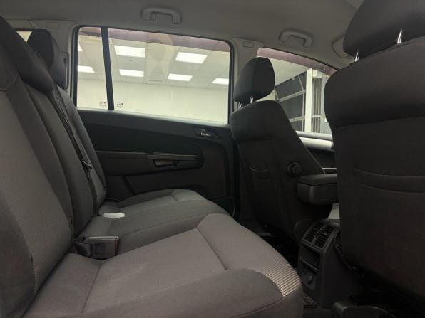 Opel Zafira B Рестайлинг с пробегом 2013 года, цена 949 900 рублей, 125754 км, компактвэн, Автокод Объявления