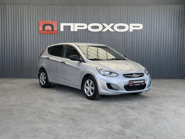 Hyundai Solaris I с пробегом 2012 года, цена 997 000 рублей, 90944 км, хэтчбек, Автокод Объявления