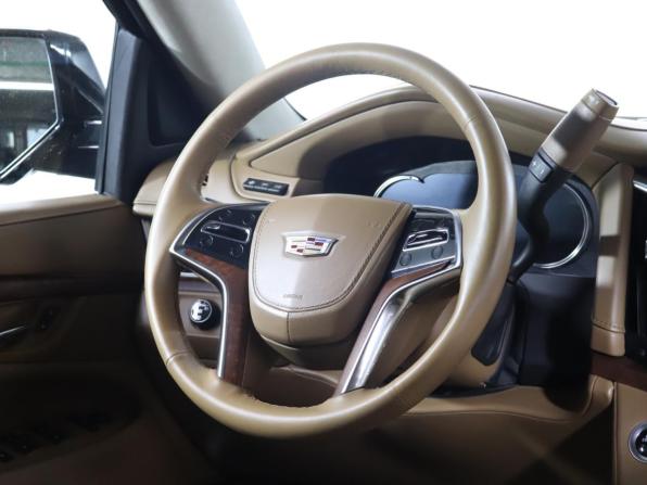 Cadillac Escalade IV с пробегом 2016 года, цена 3 690 000 рублей, 167884 км, внедорожник, Автокод Объявления