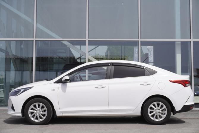 Hyundai Solaris II Рестайлинг с пробегом 2021 года, цена 1 667 000 рублей, 99567 км, седан, Автокод Объявления