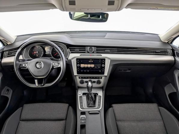 Volkswagen Passat B8 с пробегом 2019 года, цена 2 185 000 рублей, 75901 км, седан, Автокод Объявления