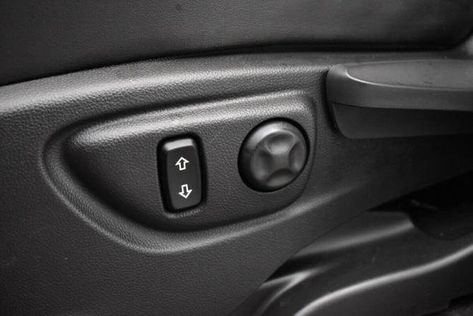 Opel Mokka I с пробегом 2014 года, цена 1 070 000 рублей, 181176 км, внедорожник, Автокод Объявления