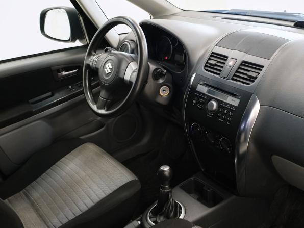 Suzuki SX4 I (Classic) Рестайлинг с пробегом 2010 года, цена 610 000 рублей, 178236 км, хэтчбек, Автокод Объявления