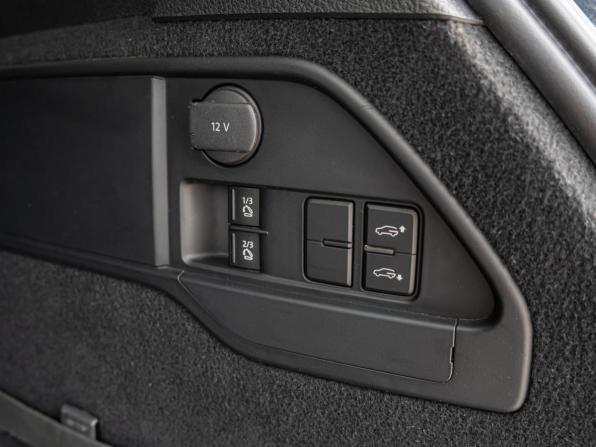 Volkswagen Touareg II с пробегом 2012 года, цена 1 999 000 рублей, 316063 км, внедорожник, Автокод Объявления