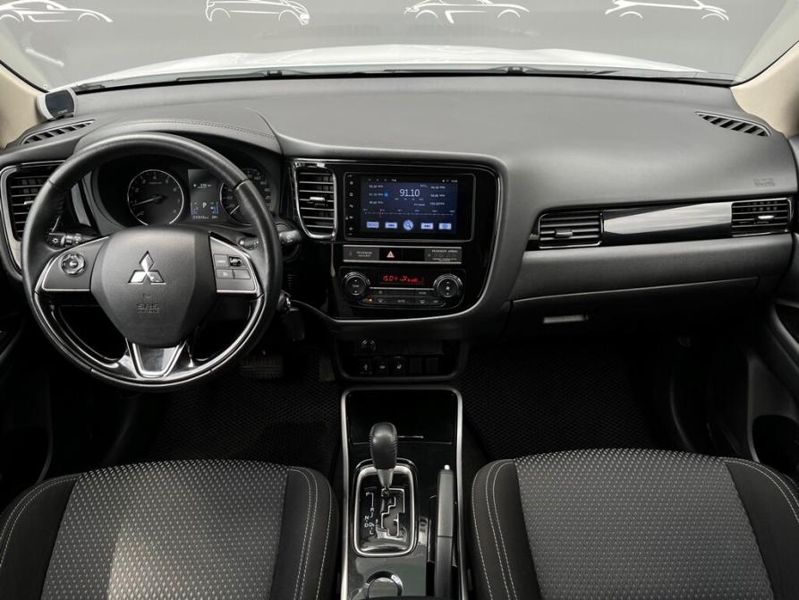 Mitsubishi Outlander III Рестайлинг 3 Санкт-Петербург  - изображение 6