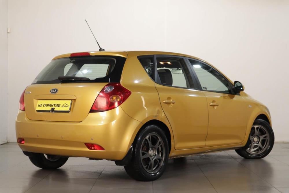 Kia Ceed I Челябинск  - изображение 7