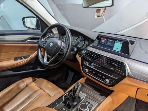 BMW 5 серии VII (G30/G31/G38) с пробегом 2018 года, цена 3 320 000 рублей, 125192 км, седан, Автокод Объявления