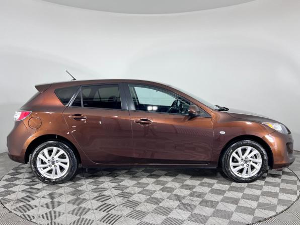 Mazda 3 II (BL) Рестайлинг с пробегом 2012 года, цена 1 050 000 рублей, 149206 км, хэтчбек, Автокод Объявления