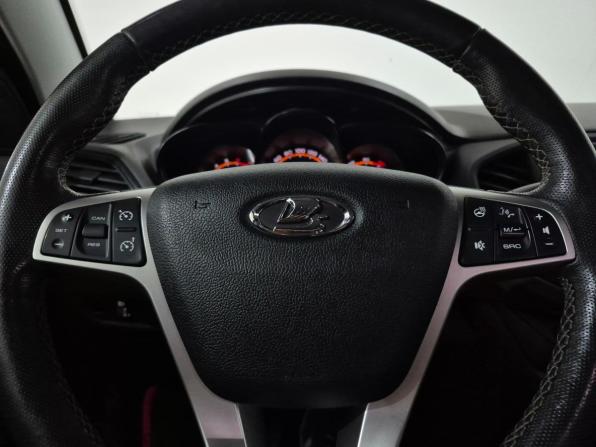 Lada (ВАЗ) Vesta I с пробегом 2021 года, цена 980 000 рублей, 105895 км, седан, Автокод Объявления