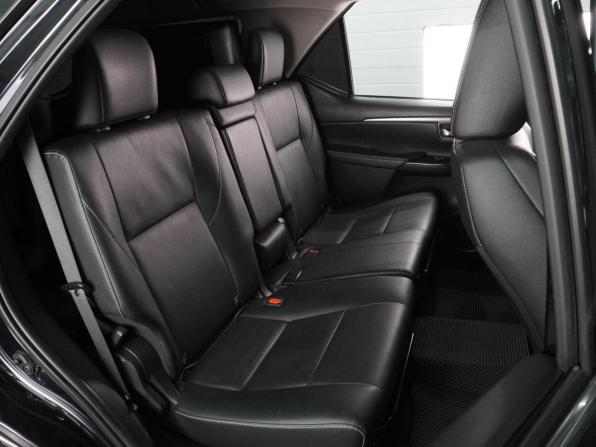 Toyota Fortuner II Рестайлинг с пробегом 2021 года, цена 3 819 000 рублей, 275960 км, внедорожник, Автокод Объявления