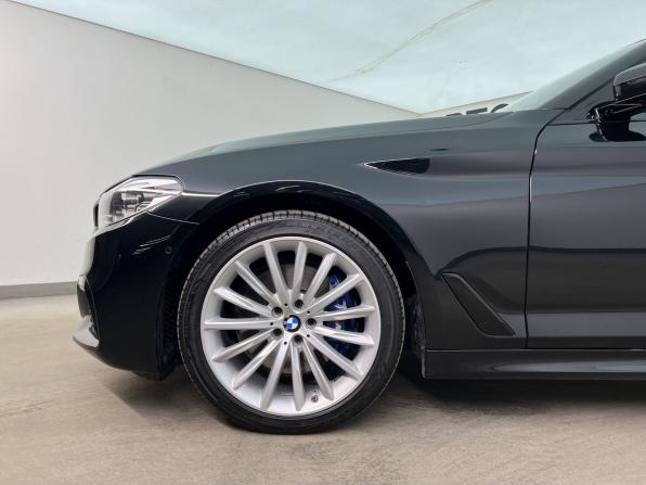 BMW 5 серии VII (G30/G31/G38) с пробегом 2017 года, цена 3 550 000 рублей, 106268 км, седан, Автокод Объявления