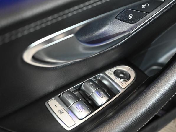 Mercedes-Benz E-Класс V (W213 S213 C238) с пробегом 2019 года, цена 3 440 000 рублей, 131797 км, седан, Автокод Объявления