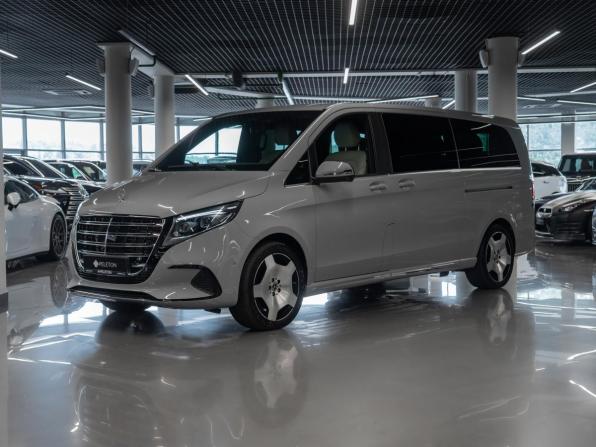 Mercedes-Benz V-Класс III (W447) Рестайлинг 2 с пробегом 2025 года, цена 13 790 000 рублей, 29 км, минивэн, Автокод Объявления