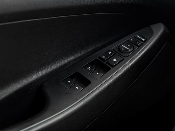 Hyundai Tucson III с пробегом 2018 года, цена 1 850 000 рублей, 105475 км, внедорожник, Автокод Объявления