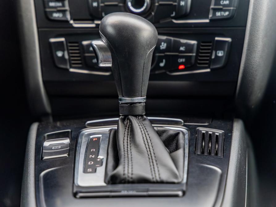 Audi A4 IV (B8) Волгоград  - изображение 20