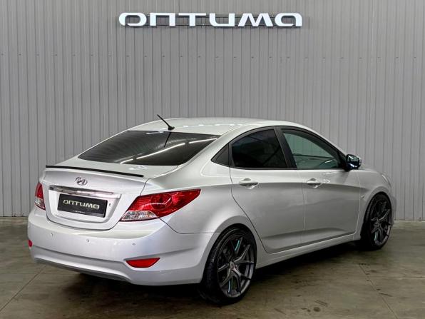 Hyundai Solaris I с пробегом 2011 года, цена 897 000 рублей, 164974 км, седан, Автокод Объявления