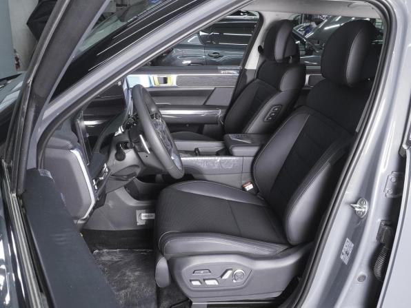 Hyundai Santa Fe V (MX5) с пробегом 2026 года, цена 5 700 000 рублей, 32 км, внедорожник, Автокод Объявления