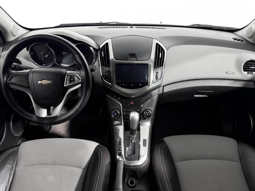 Chevrolet Cruze I Рестайлинг Санкт-Петербург  - изображение 14