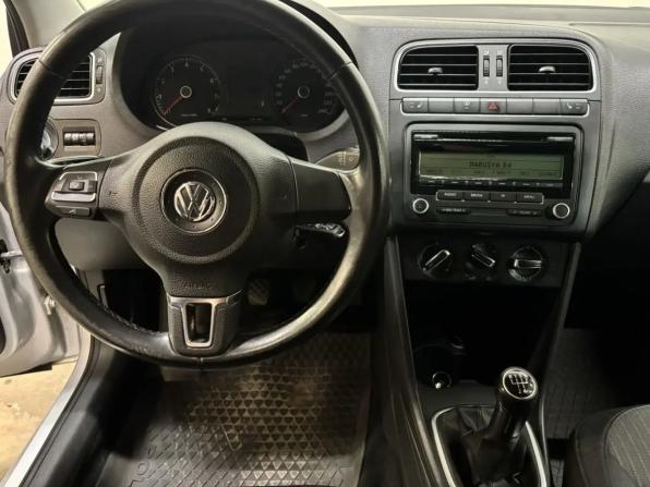 Volkswagen Polo V с пробегом 2011 года, цена 617 000 рублей, 140000 км, седан, Автокод Объявления
