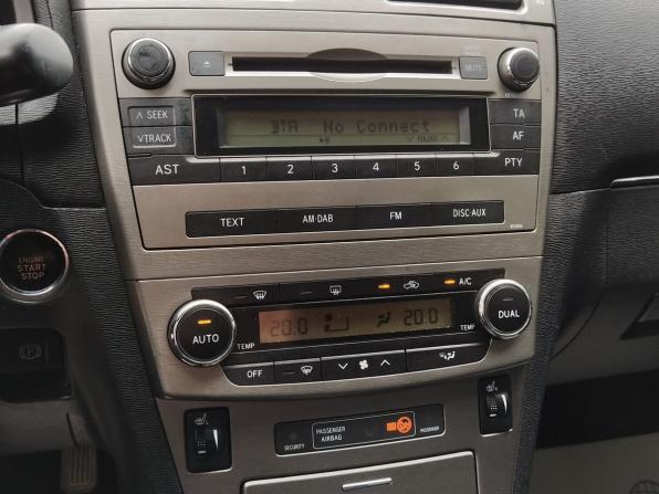 Toyota Avensis III с пробегом 2010 года, цена 1 080 000 рублей, 232000 км, седан, Автокод Объявления