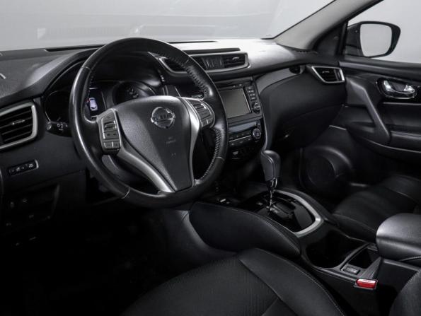 Nissan Qashqai II с пробегом 2018 года, цена 2 368 000 рублей, 60521 км, внедорожник, Автокод Объявления