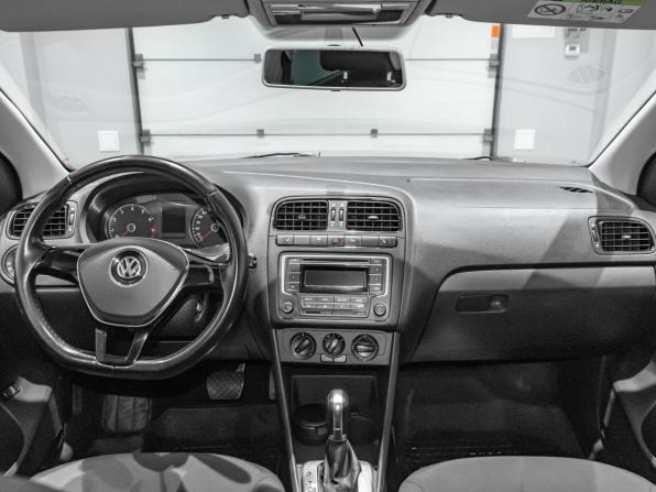 Volkswagen Polo V Рестайлинг с пробегом 2015 года, цена 929 724 рубля, 132952 км, седан, Автокод Объявления