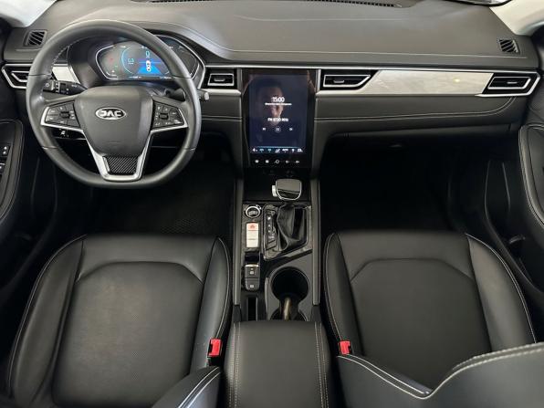 JAC J7 I с пробегом 2023 года, цена 1 350 000 рублей, 52005 км, лифтбек, Автокод Объявления