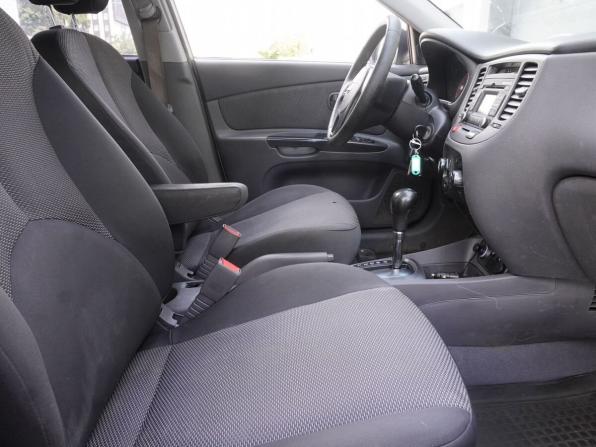 Kia Rio II Рестайлинг с пробегом 2011 года, цена 580 000 рублей, 219660 км, хэтчбек, Автокод Объявления