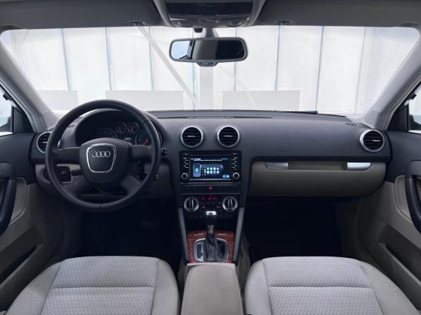 Audi A3 II (8P) Рестайлинг 2 с пробегом 2012 года, цена 920 000 рублей, 176134 км, хэтчбек, Автокод Объявления