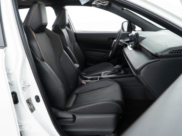 Toyota Corolla Cross I Рестайлинг с пробегом 2025 года, цена 4 196 900 рублей, 132 км, внедорожник, Автокод Объявления