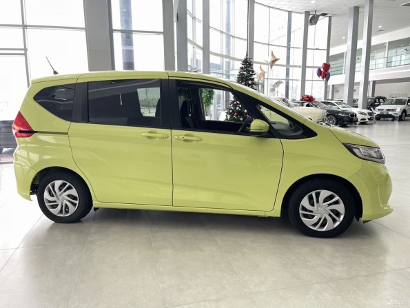 Honda Freed II с пробегом 2017 года, цена 1 575 000 рублей, 82519 км, компактвэн, Автокод Объявления