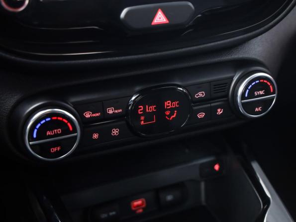 Kia Soul III с пробегом 2022 года, цена 2 449 000 рублей, 29295 км, хэтчбек, Автокод Объявления