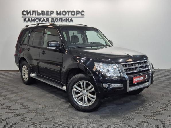 Mitsubishi Pajero IV Рестайлинг 2 с пробегом 2015 года, цена 3 300 000 рублей, 72168 км, внедорожник, Автокод Объявления