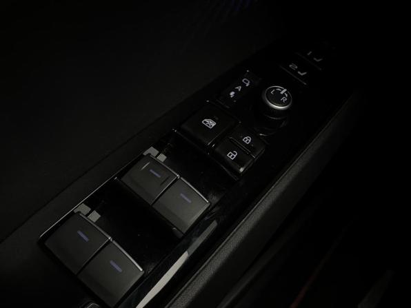 Toyota Camry IX (XV80) China Market с пробегом 2024 года, цена 3 499 000 рублей, 32643 км, седан, Автокод Объявления