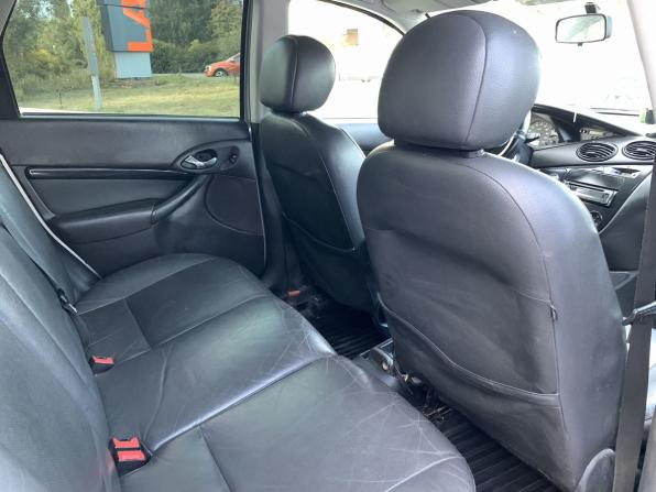 Ford Focus I Рестайлинг с пробегом 2004 года, цена 250 000 рублей, 245000 км, седан, Автокод Объявления