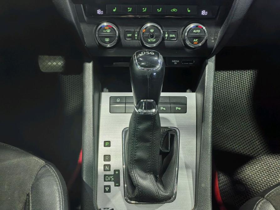 Skoda Octavia III (A7) Санкт-Петербург  - изображение 19