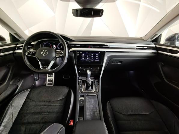 Volkswagen Passat CC II Рестайлинг с пробегом 2022 года, цена 4 300 000 рублей, 49423 км, лифтбек, Автокод Объявления