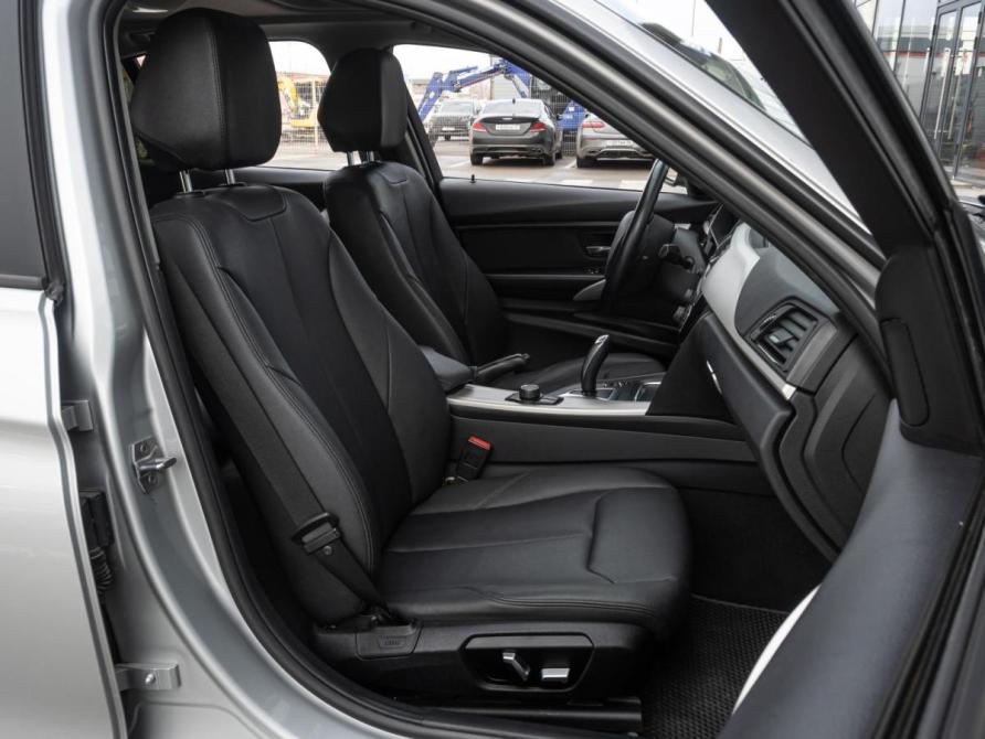 BMW 3 серии VI (F3x) Рестайлинг Сочи  - изображение 9