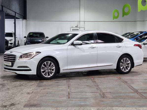 Hyundai Genesis II с пробегом 2014 года, цена 1 599 000 рублей, 145000 км, седан, Автокод Объявления