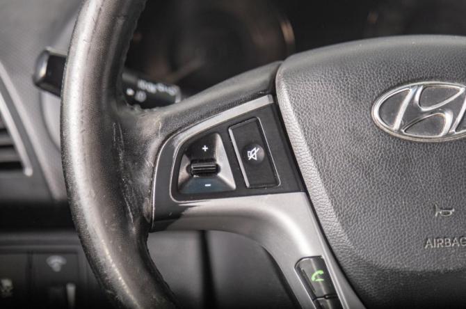 Hyundai Solaris I с пробегом 2011 года, цена 779 000 рублей, 206000 км, седан, Автокод Объявления