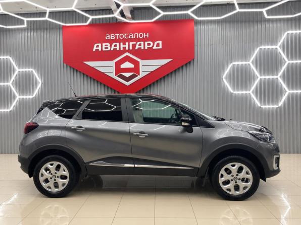 Renault Kaptur I с пробегом 2017 года, цена 1 140 000 рублей, 106184 км, внедорожник, Автокод Объявления