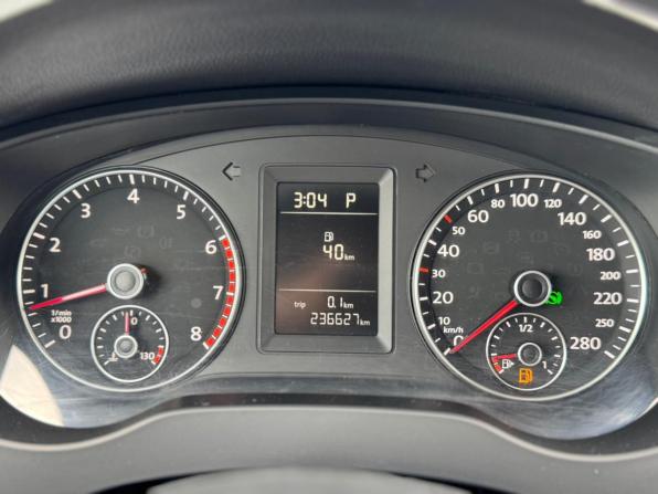 Volkswagen Jetta VI Рестайлинг с пробегом 2014 года, цена 930 000 рублей, 236600 км, седан, Автокод Объявления