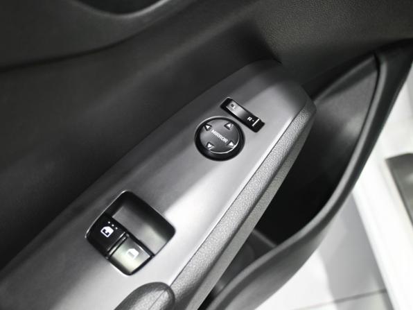Hyundai Solaris II с пробегом 2017 года, цена 1 029 900 рублей, 108000 км, седан, Автокод Объявления