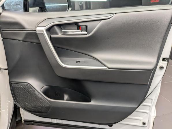 Toyota RAV4 V (XA50) с пробегом 2020 года, цена 3 150 000 рублей, 74307 км, внедорожник, Автокод Объявления